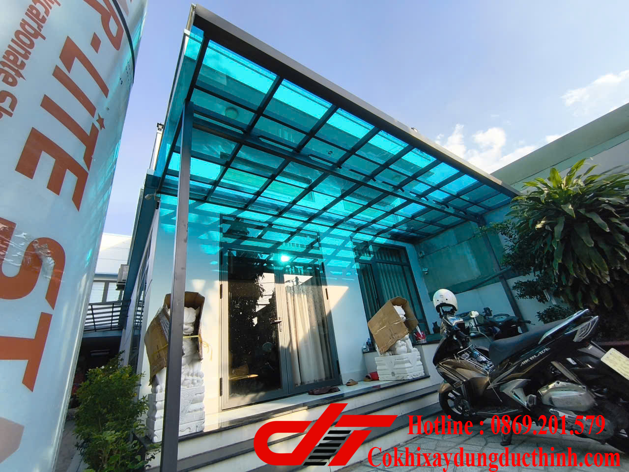 Mái Che Tấm Poly Lấy Sáng Màu Xanh