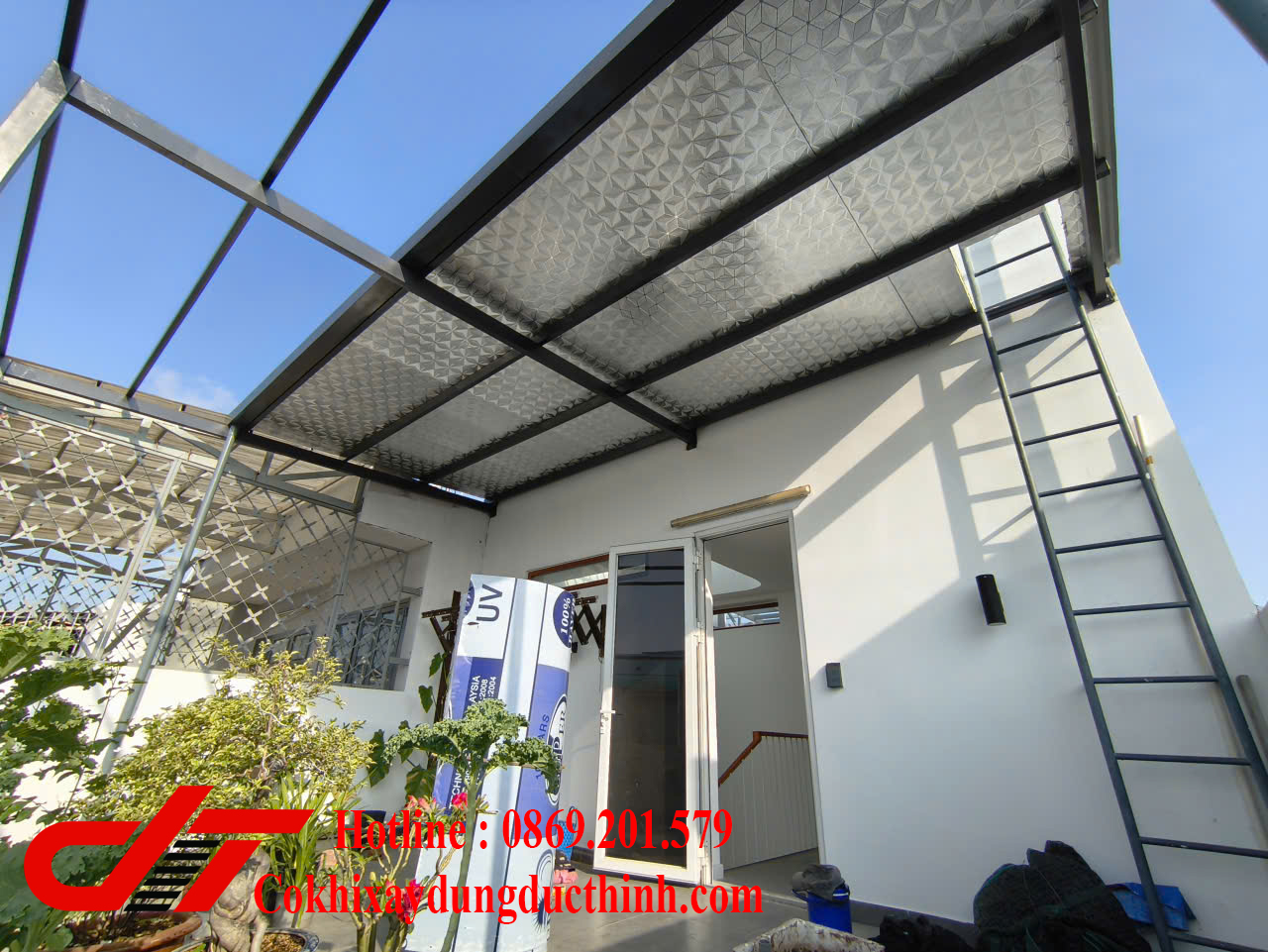 Mái Tôn PU Cách Nhiệt Sân Thượng